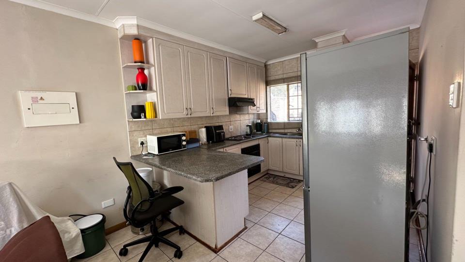 Listing number: P24-117408048, Image number: 3