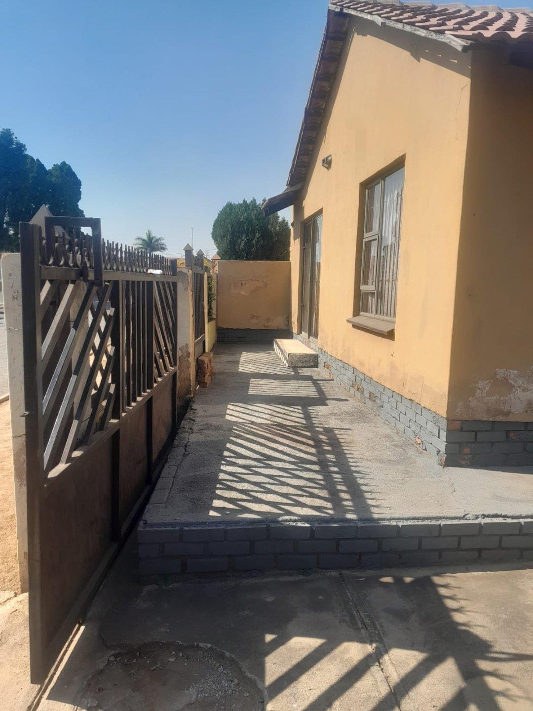 Morula View Property : Property and houses for sale in Morula View ...