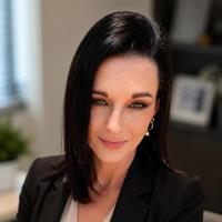 Elaine Van Hulst