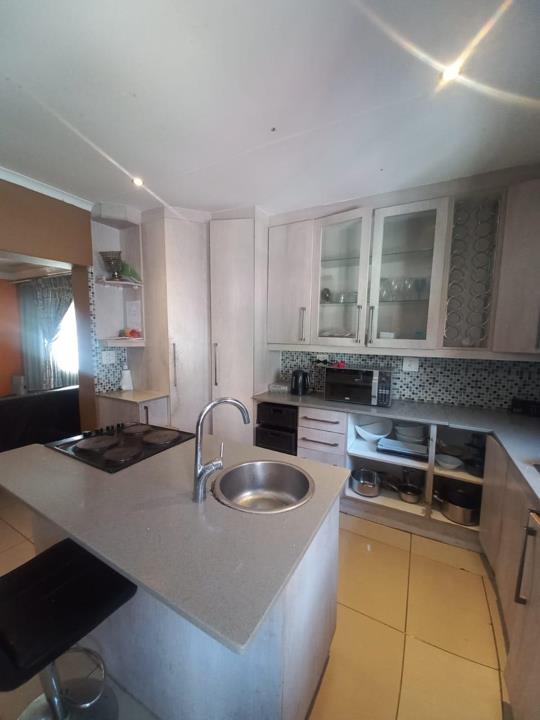 Listing number: P24-117410558, Image number: 3