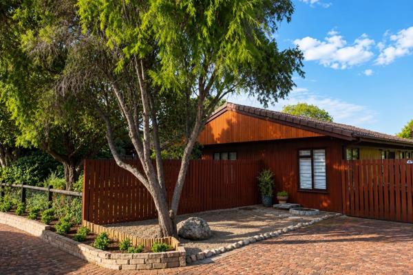 Looking for a home where your family and pets can truly settle in? This spacious ...