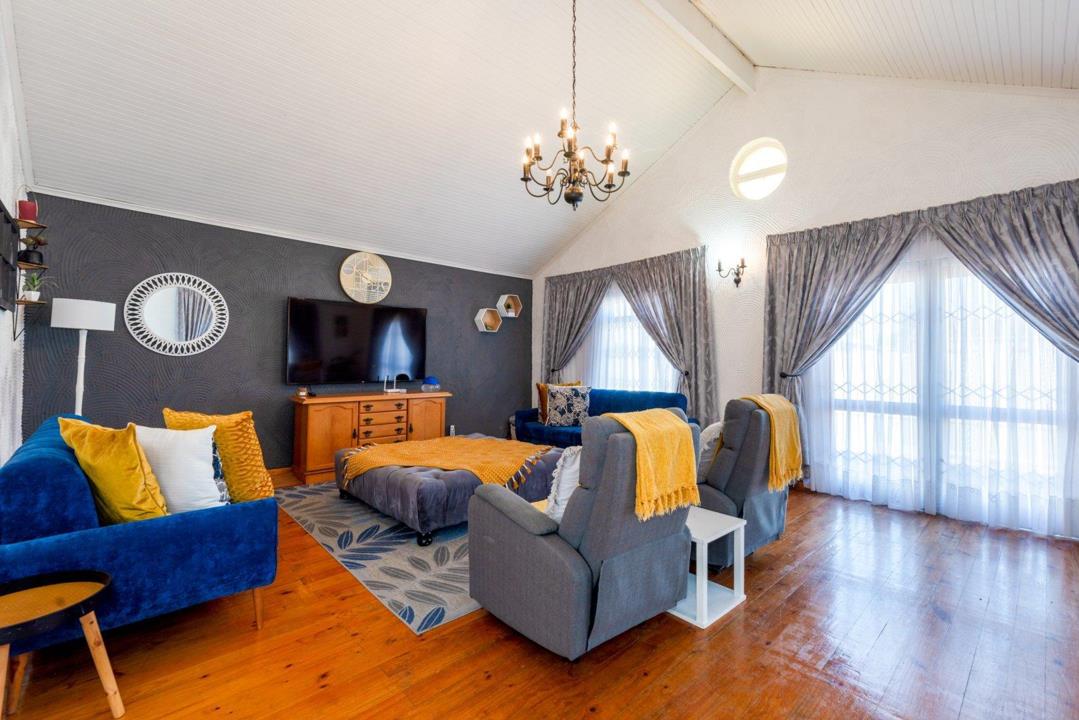 Listing number: P24-117411889, Image number: 1