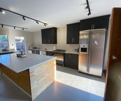 Townhouse for sale in Highveld