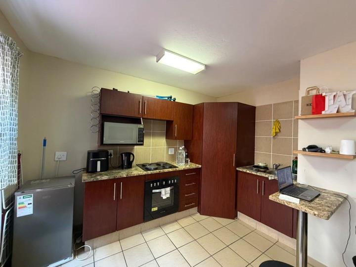Listing number: P24-117414698, Image number: 3