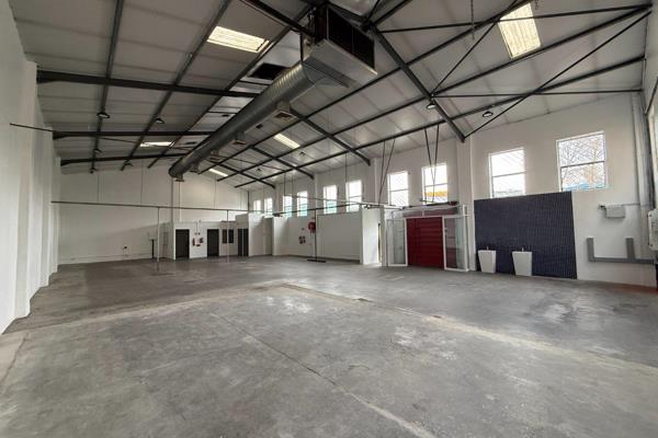 This 325m² Warehouse/Retail unit is immediately available to let in the very ...