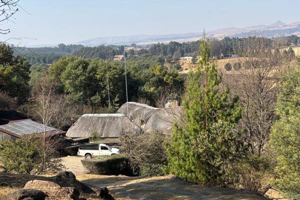 This property is very well positioned in the Cleopatra basin with three mountains ...