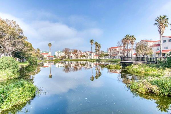 Exclusive Mandate
Luxury Non-distressed Auction - Bidding to start from R1 000 000
There is a higher, non-disclosed reserve ...