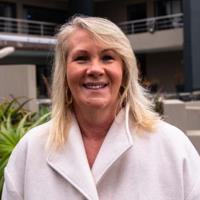 Agent profile for Linda Bain