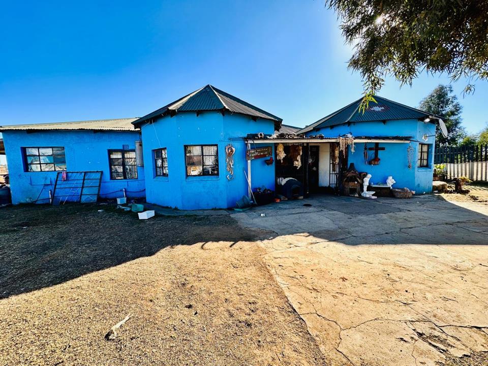 Farm in Middelvlei Ah in Middelvlei AH, Randfontein