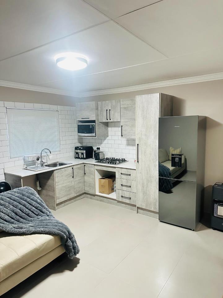 Listing number: P24-117426421, Image number: 1