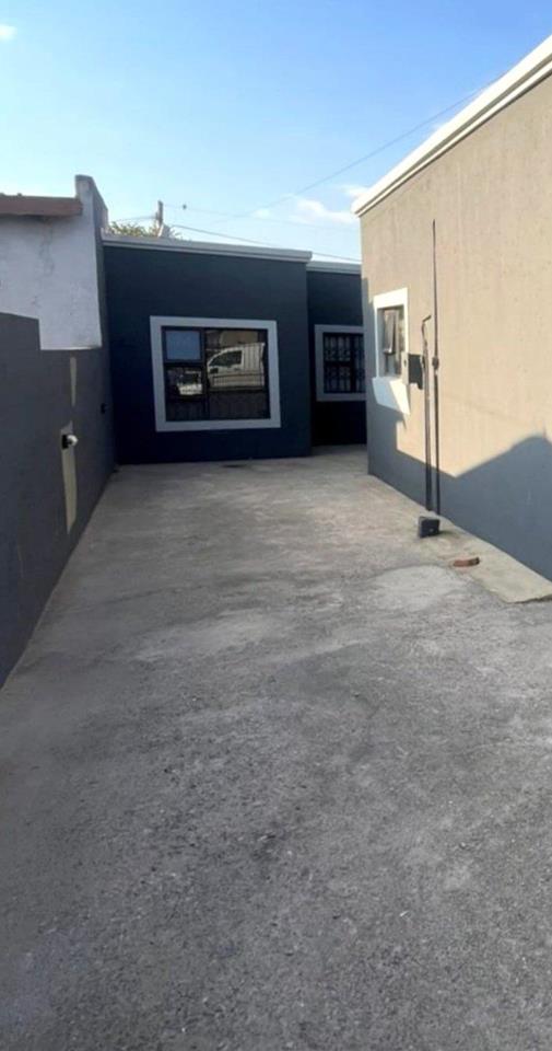 Listing number: P24-117426946, Image number: 3