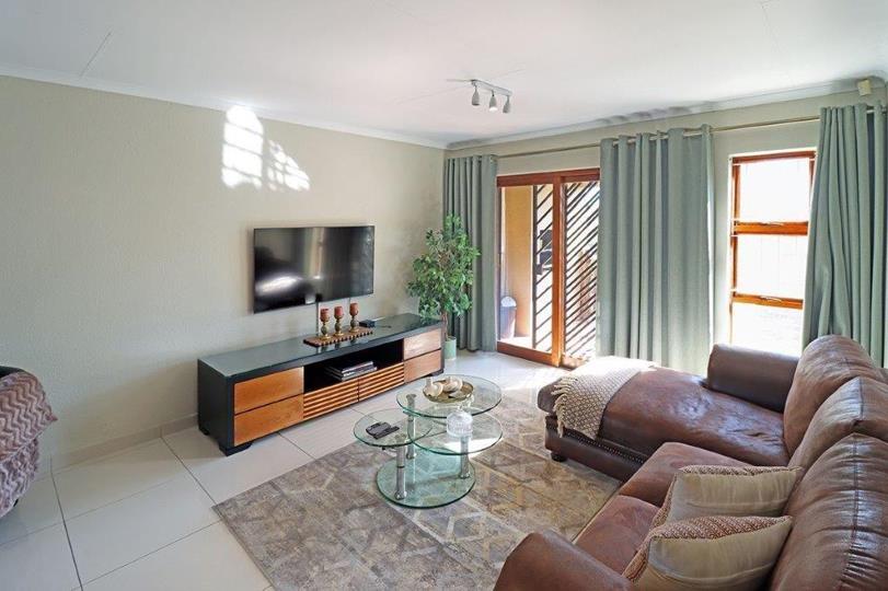 Listing number: P24-117428584, Image number: 2, Image