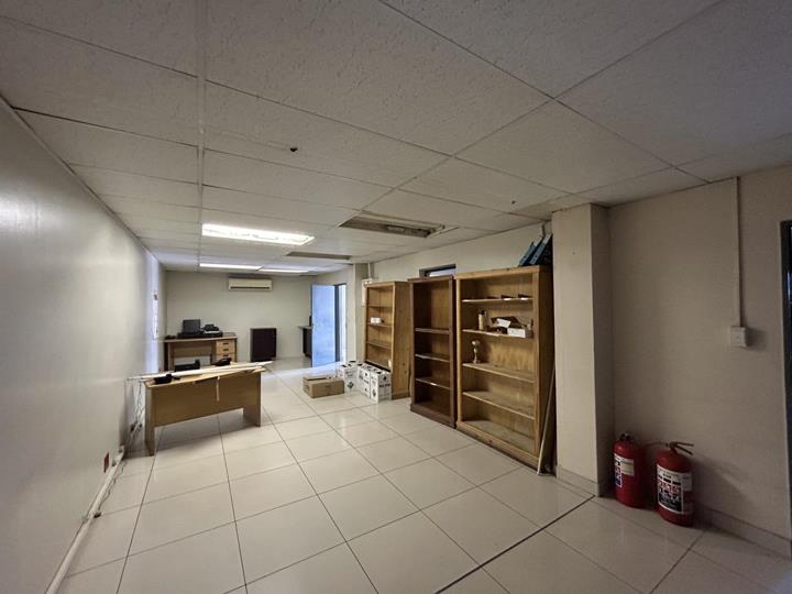 Listing number: P24-117429532, Image number: 3, No Status