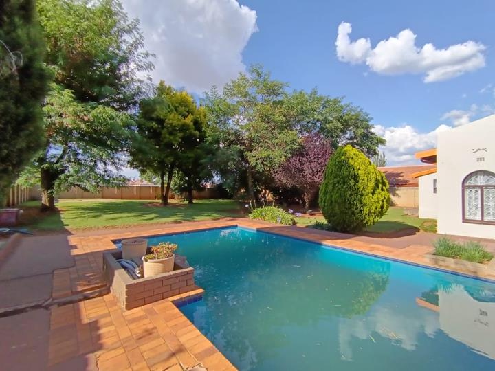 Listing number: P24-117430019, Image number: 2