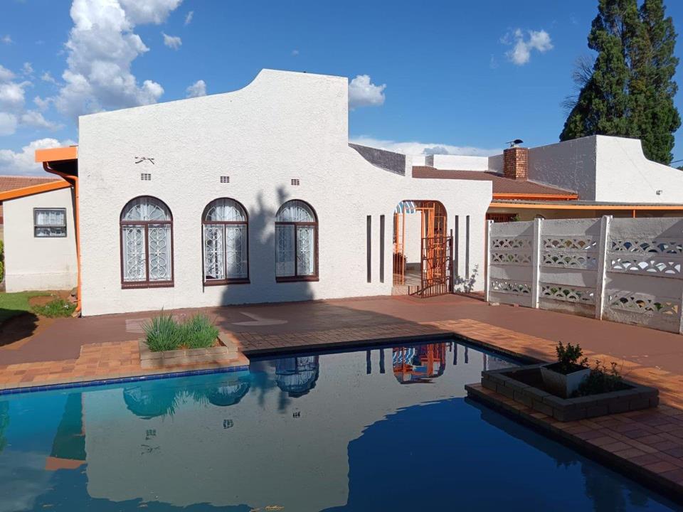 Listing number: P24-117430019, Image number: 1