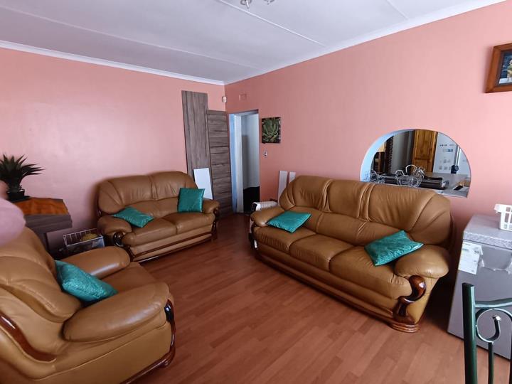 Listing number: P24-117430019, Image number: 3