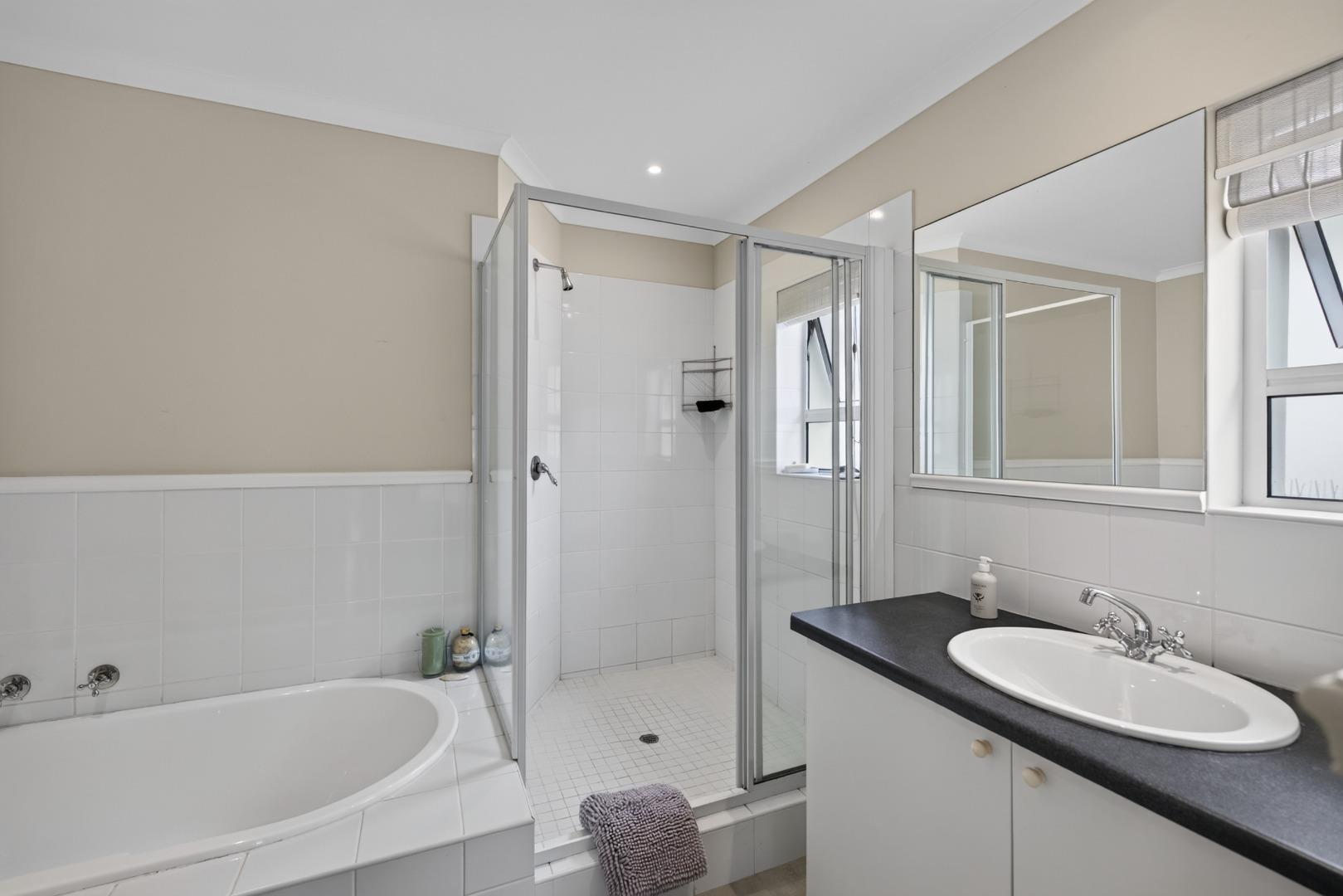 Photo of 3 Bedroom House to rent in Piesang Valley
