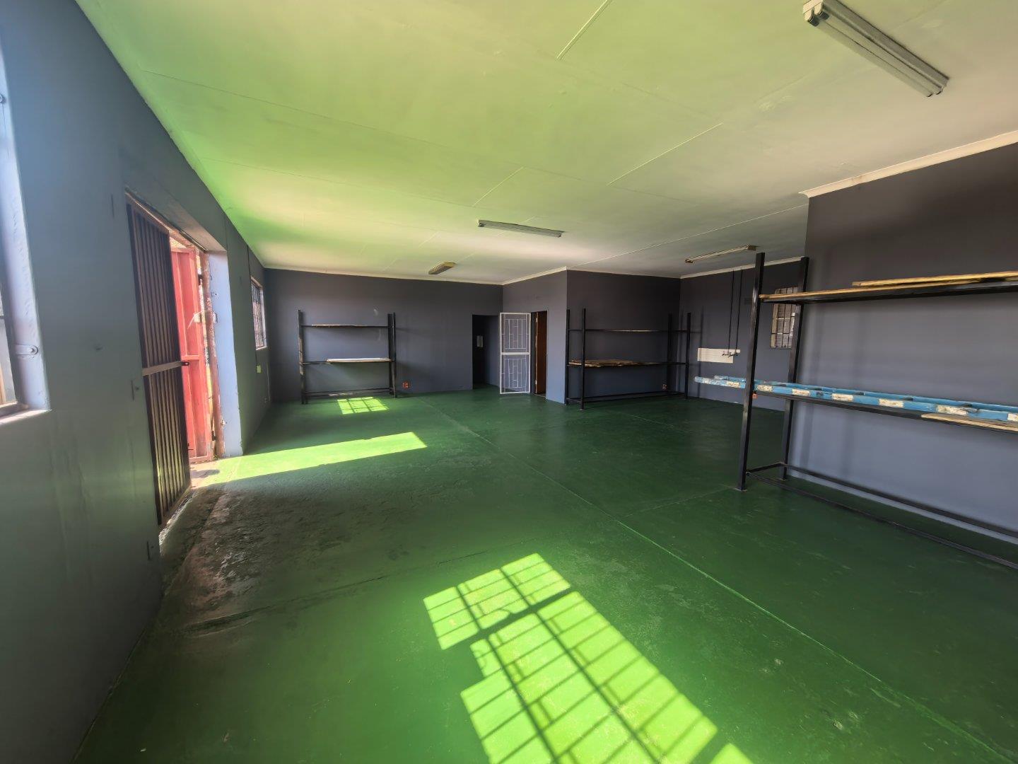 Industrial Property to Rent in Witbank Central