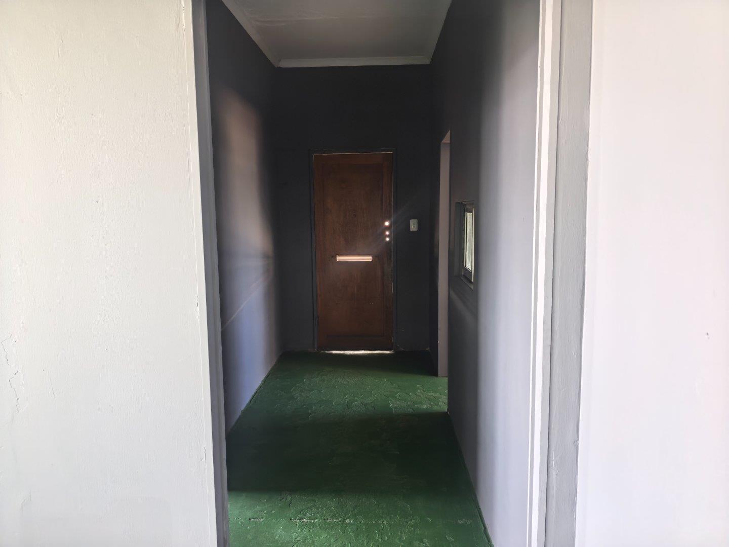 Industrial Property to Rent in Witbank Central