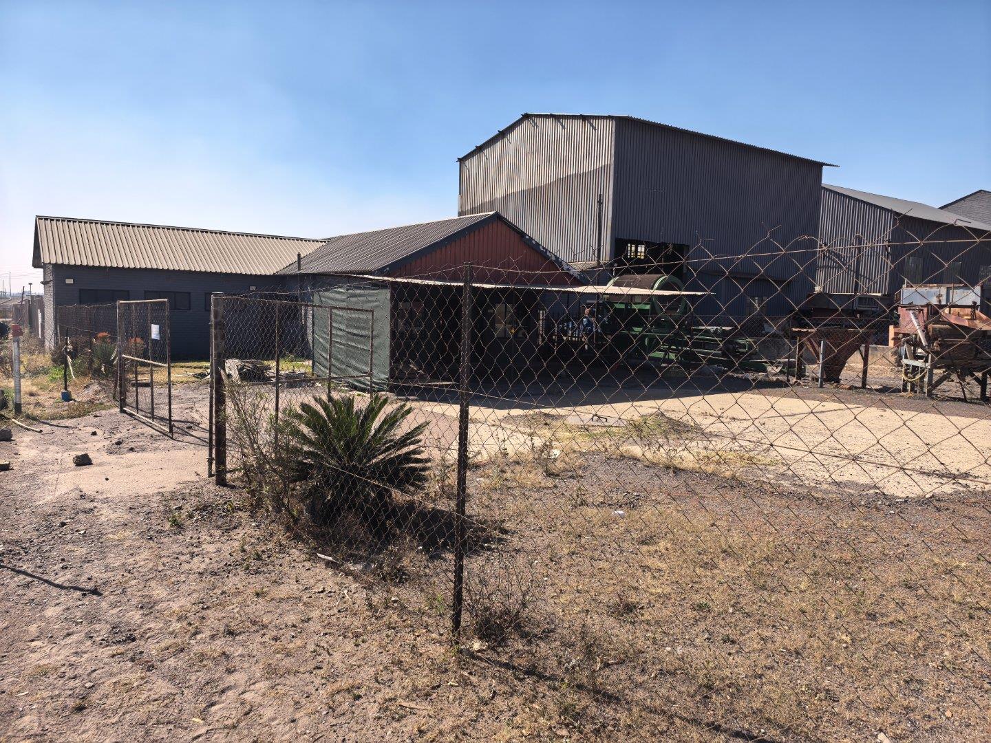 Industrial Property to Rent in Witbank Central