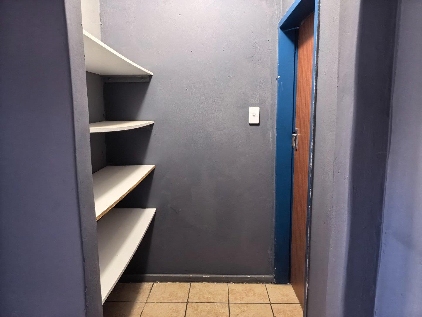Industrial Property to Rent in Witbank Central