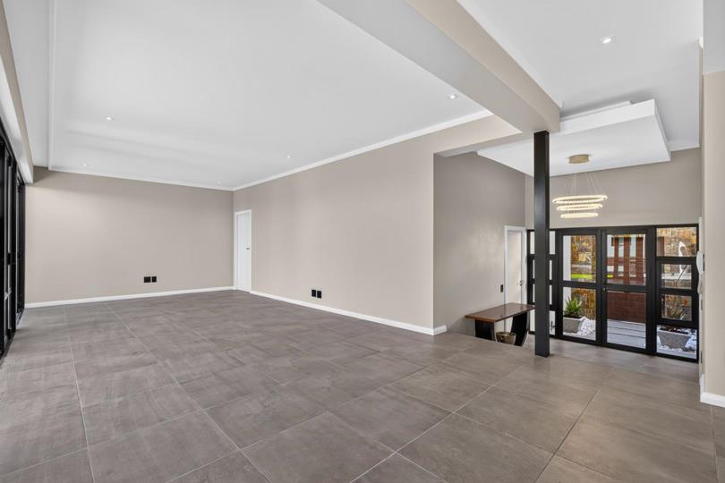 Listing number: P24-117500737, Image number: 3