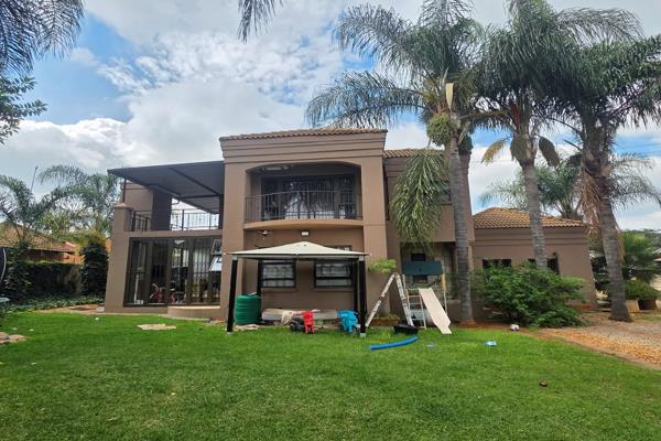 Insolvent Estate Auction | 4 Bedroom 3 Bathroom House | Faerie Glen, PTA		

Duly ...