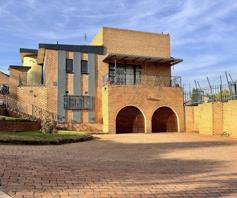 House for sale in Laudium Ext 2