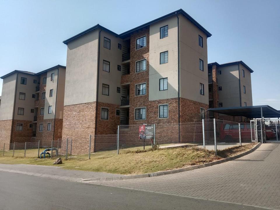 Listing number: P24-117444485, Image number: 1, 1
