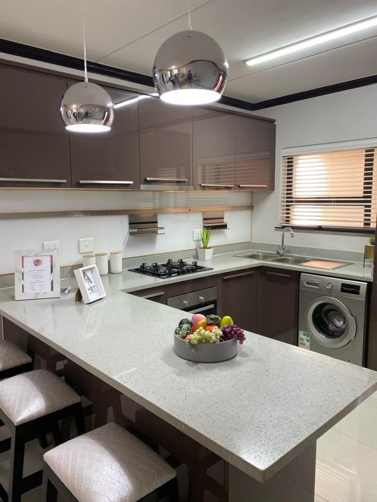 Listing number: P24-117444890, Image number: 3