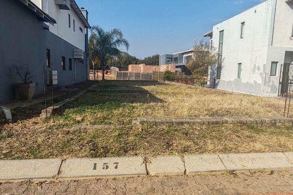Exclusive sole mandate!!

This well-positioned vacant stand offers the perfect canvas to ...