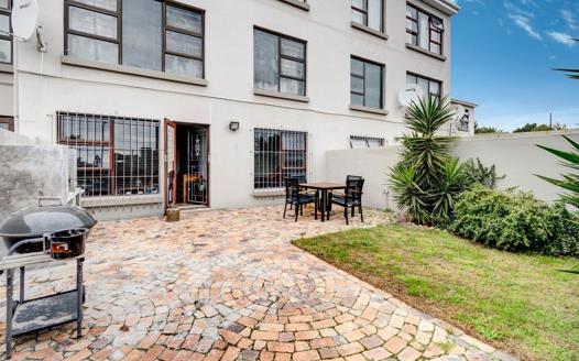 2 Bedroom Apartment / Flat for sale in Table View