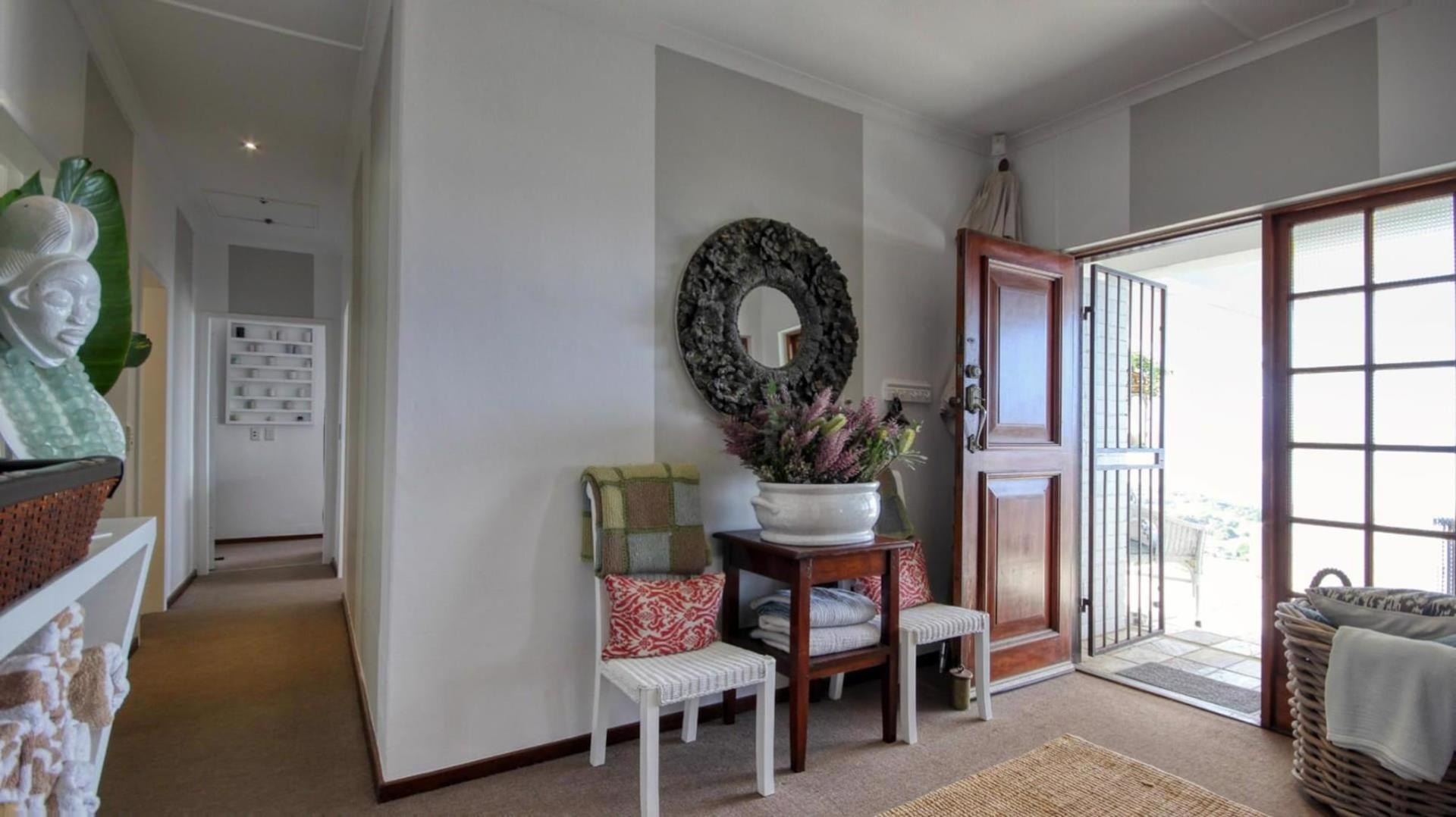 Photo of 4 Bedroom House to rent in Bowtie
