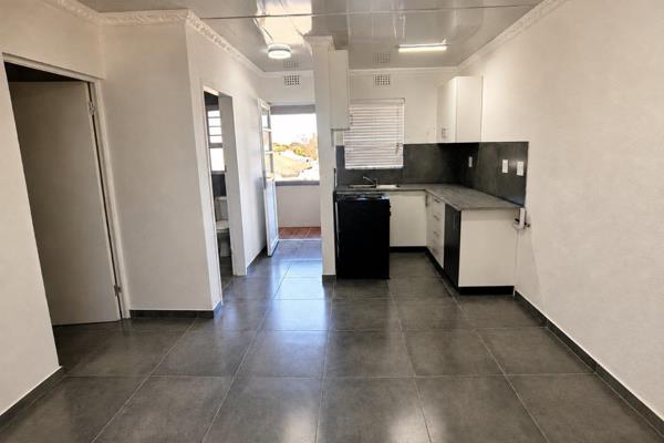 Available Immediately!!! 

Beautifully Renovated 2 Bedroom Apartment to Let in Glenlily Parow

This stunning apartment on the top ...