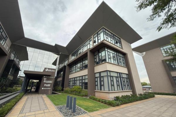 This immaculate 433sqm ground floor office is located within the state-of-the-art ...