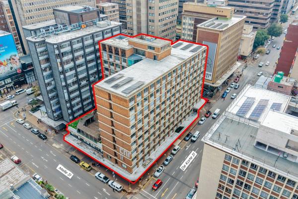 GLA: ±7 200m²
GBA: ±10 300m²
10-storey mixed-use building
±102 basement parking bays
Situated close to Wits University
Strong income, with upside in ...