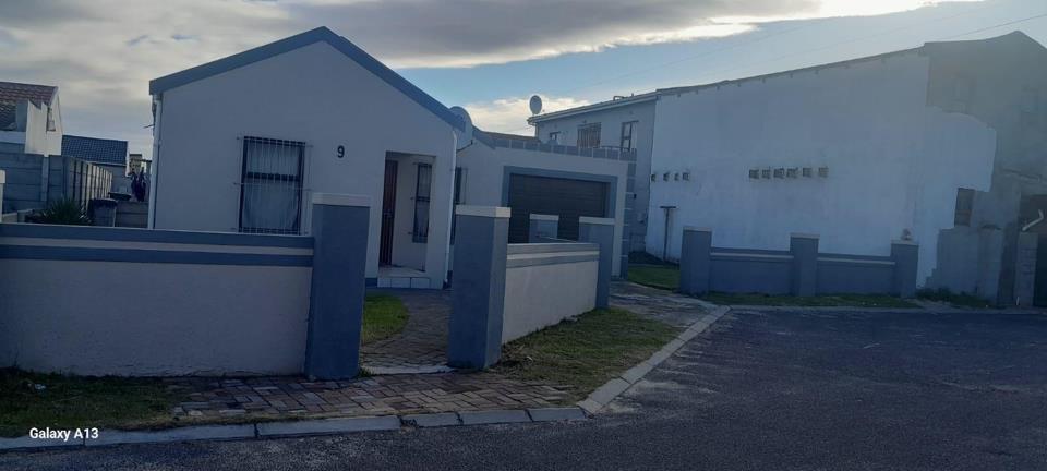 Listing number: P24-117450919, Image number: 2