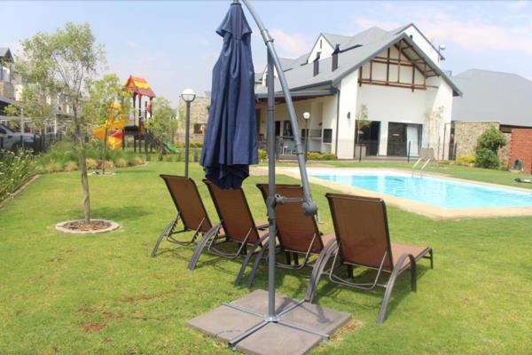 Greenstone Hill Property : Property and houses to rent in Greenstone ...
