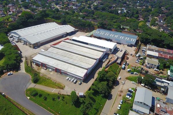 This very neat mini - unit located in the heart of the Glen Anil Industrial area of Durban North is a must be seen property! The unit ...