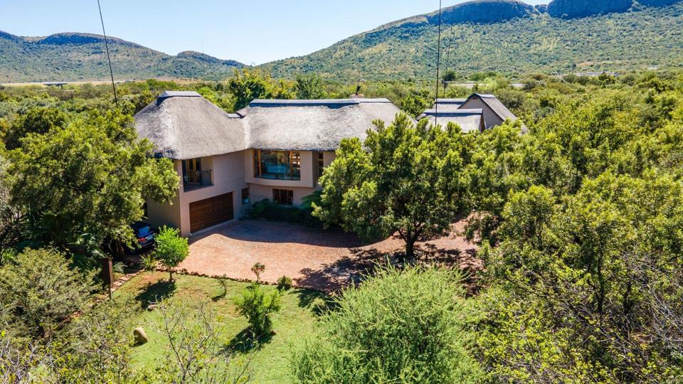 Listing number: P24-112570838, Image number: 2, Air view from the house