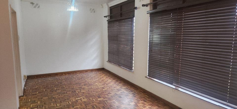 Listing number: P24-117453039, Image number: 2, Combined living area