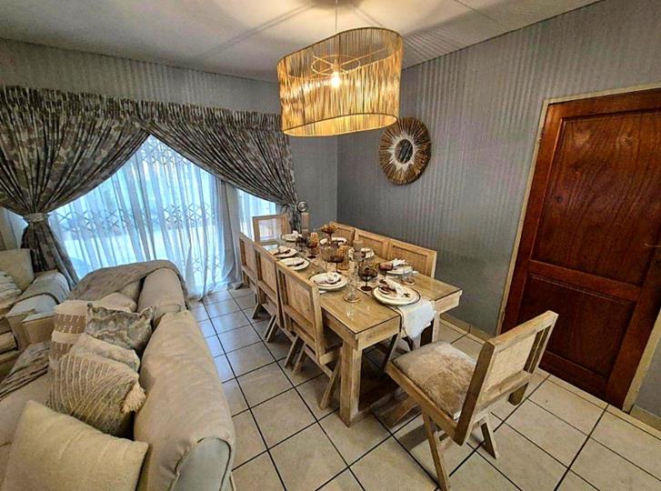 Listing number: P24-117453048, Image number: 2