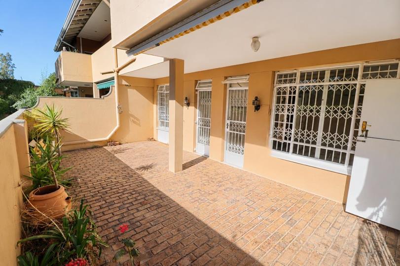 Listing number: P24-117453054, Image number: 3, Covered Patio