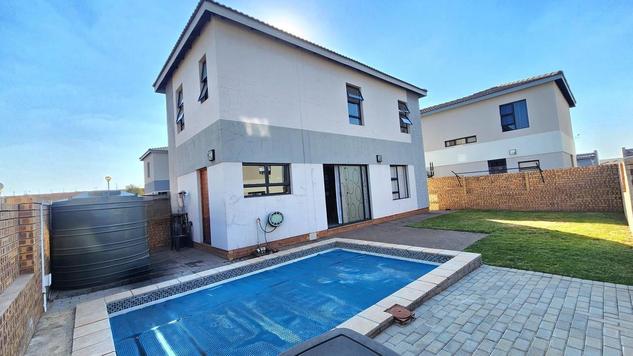 Listing number: P24-117453059, Image number: 1