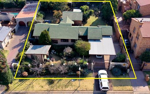 3 Bedroom House for sale in Glenvista