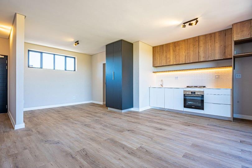 Listing number: P24-117453718, Image number: 2