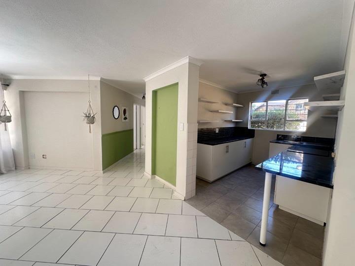 Listing number: P24-117456912, Image number: 2