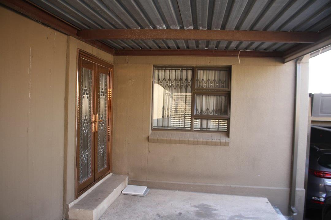 Listing number: P24-117456918, Image number: 1