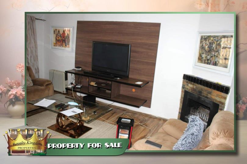 Listing number: P24-117456918, Image number: 3