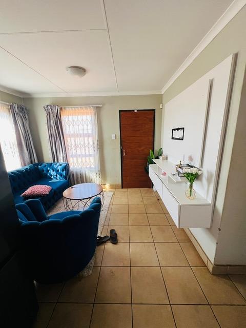 Listing number: P24-117456963, Image number: 2